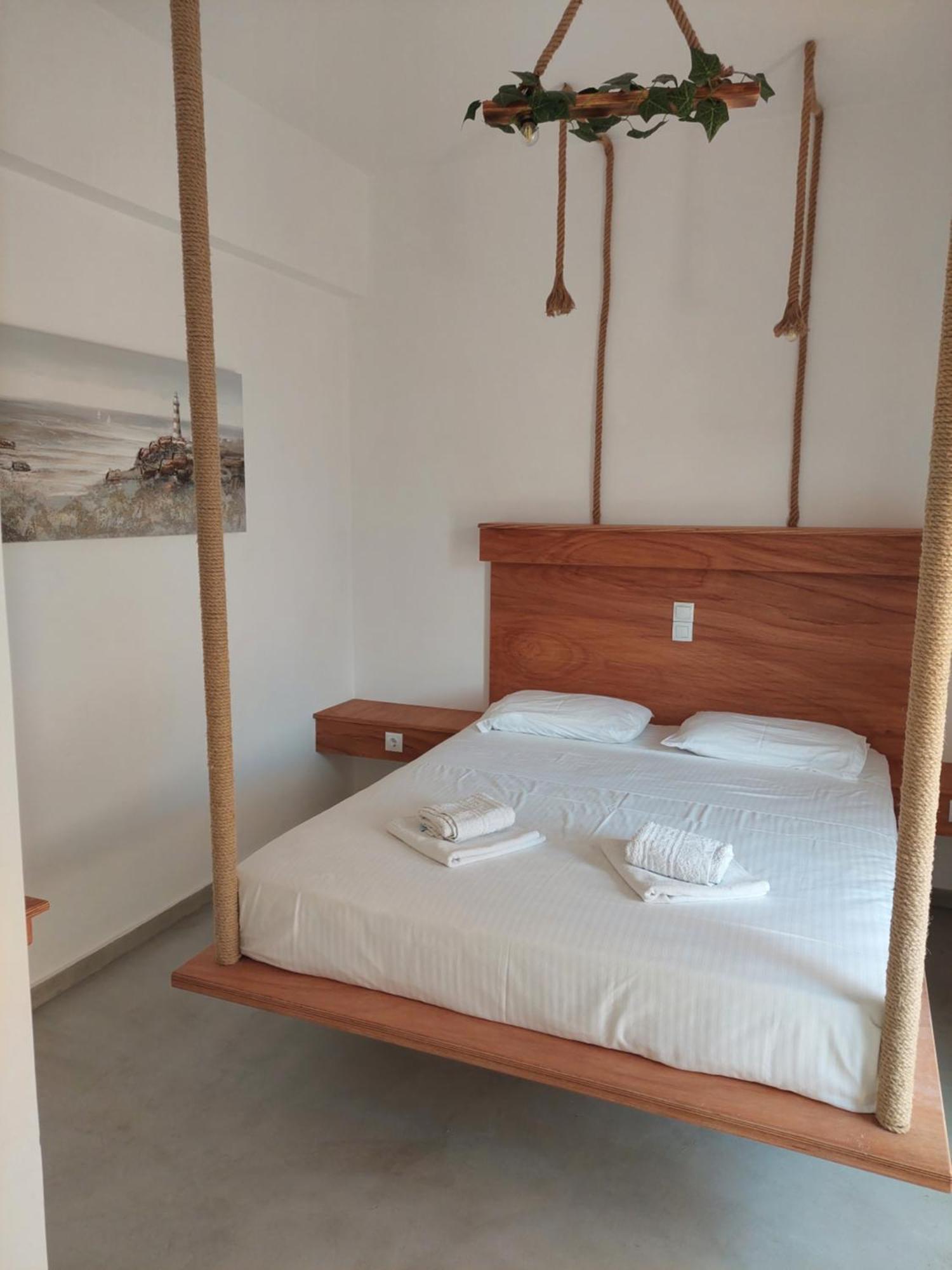 Agia Marina Golden Star Praxitelousアパートメント エクステリア 写真